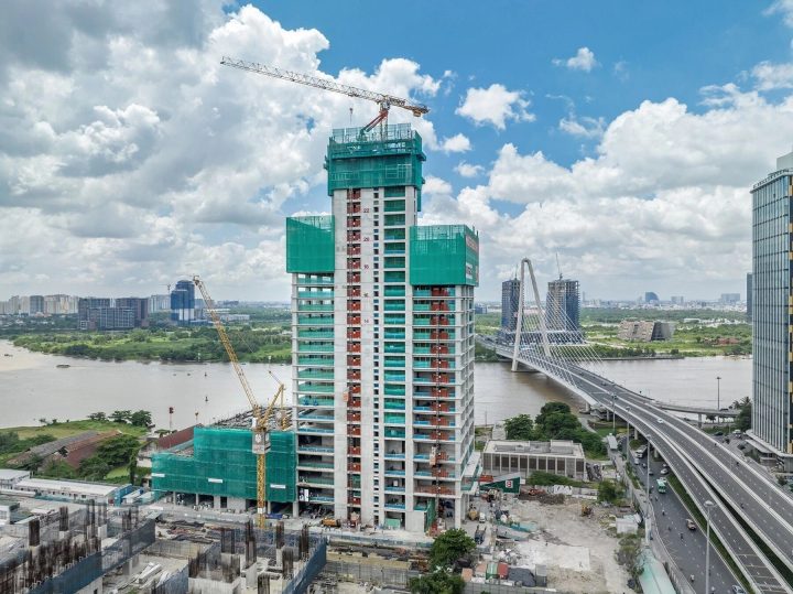 Doanh nhân kín tiếng mới trở thành Chủ tịch DN sở hữu tòa tháp đắt giá nhất khu vực Ba Son